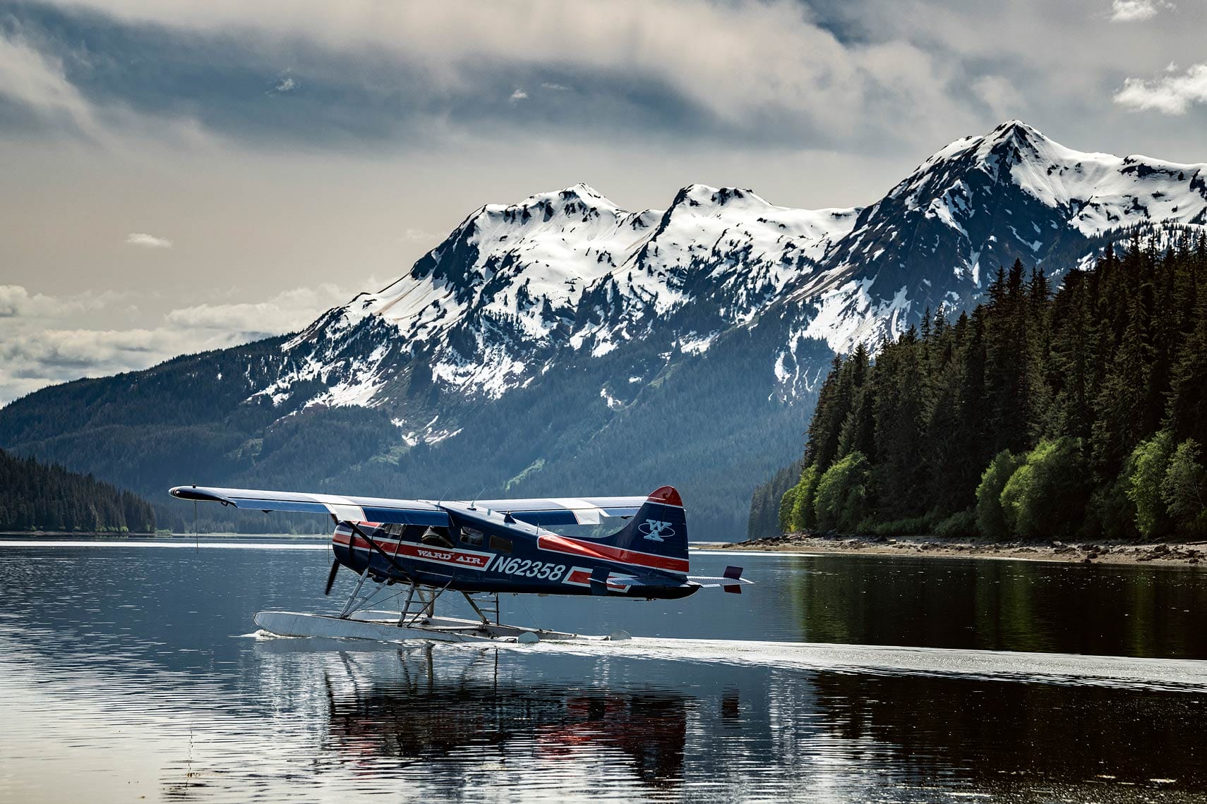 Photo of Ward Air seaplane by Chris Miller Photography on a Wild Coast Excursions bear viewing trip.